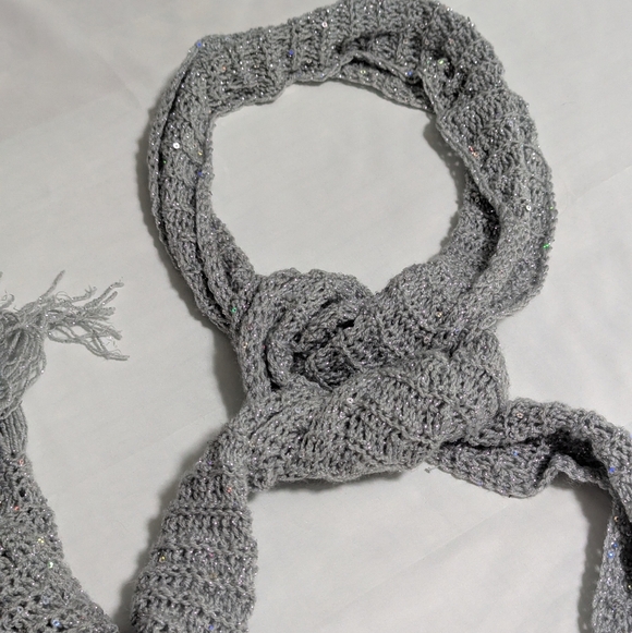Artisan Made Women's Hand Knitted Oblong Silvery/Grey Scarf with Sequin Accents - Picture 9 of 12